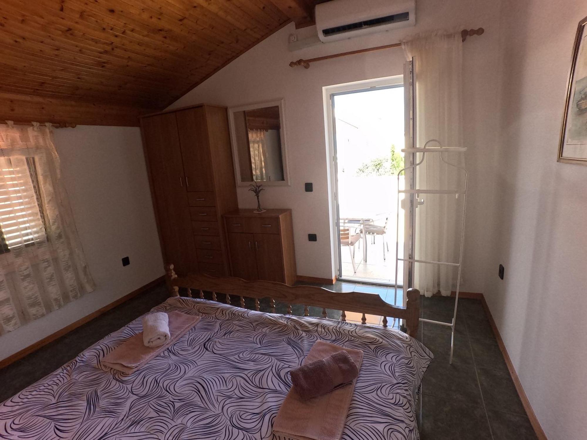 Apartmani Skrnjug Brzac ภายนอก รูปภาพ