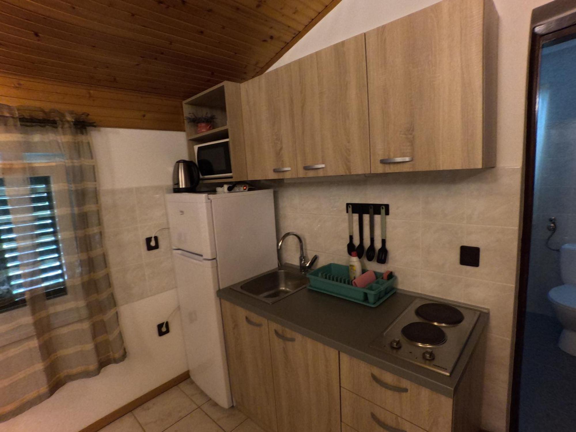 Apartmani Skrnjug Brzac ภายนอก รูปภาพ